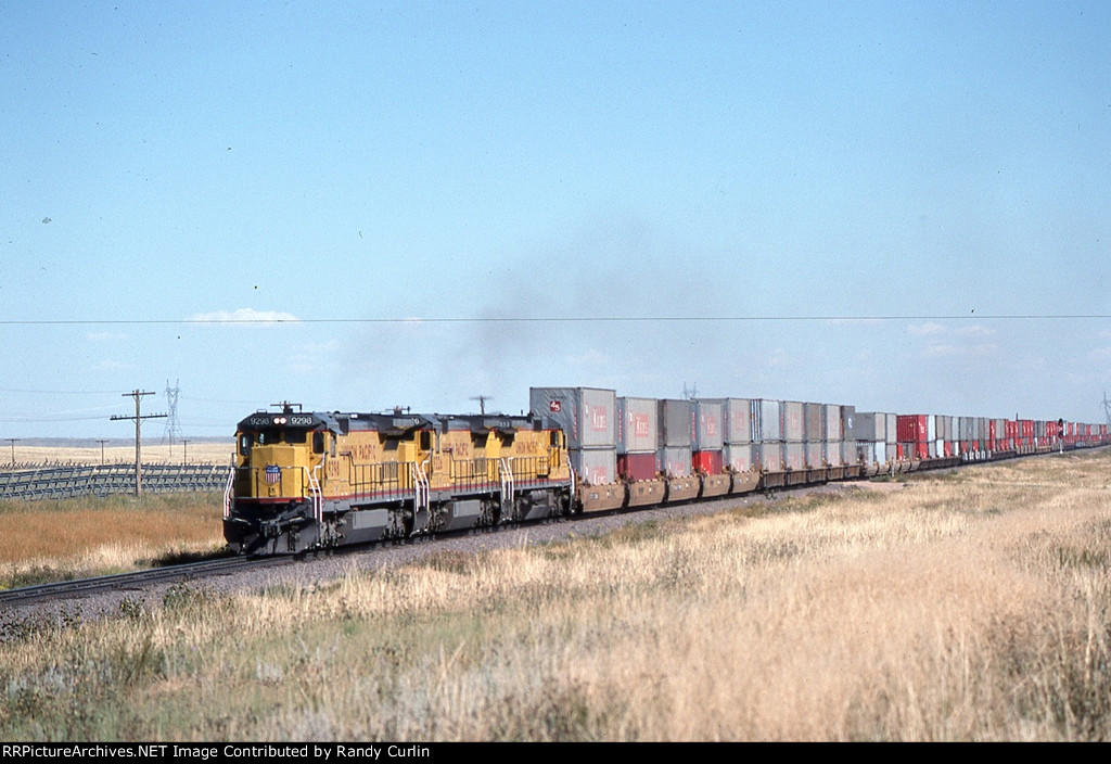 UP 9298 near Borie